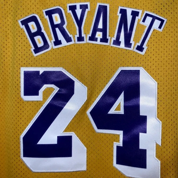 New Mens Adidas Kobe Bryant Los Angeles Lakers Jersey Multiple Sizes Yellow - Picture 4 of 4